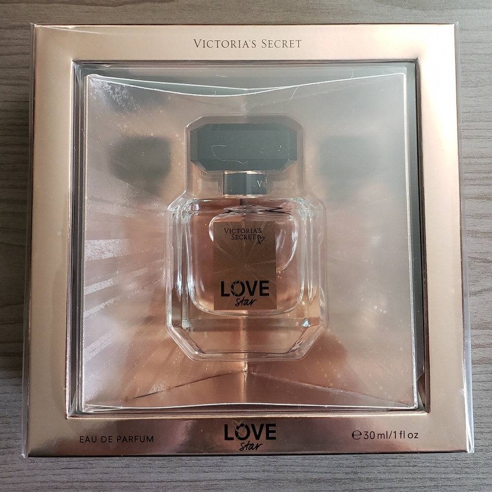 NWT Victoria's Secret Love Star